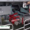 [ジャパントラックショー 2016] 「V型シーソー左右出し配管」機能付タンクローリ車 – 株式会社矢野特殊自動車