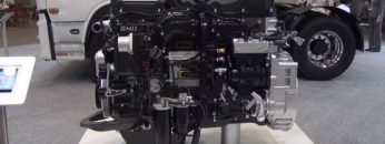 [ジャパントラックショー 2016] Quon(クオン) – UDトラックス株式会社