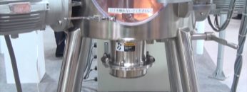 [国際粉体工業展東京 2016] amixon VM型ミキサー – 東洋ハイテック株式会社