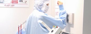 [FOOMA JAPAN 2017] ユニフォームのICチップで実現する入退室管理と健康管理「ICチップを使った入退室管理システム」 – リネンサプライの新日本ウエックス株式会社