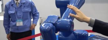 [2017国際ロボット展] 産業用ロボット向け接触前の接近感知システム – 住友理工株式会社