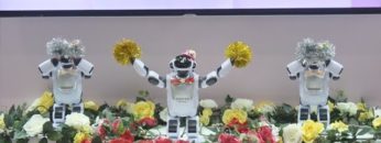 [第45回 国際福祉機器展 H.C.R. 2018] コミュニケーション ロボット「PALRO(R)」 – 富士ソフト株式会社