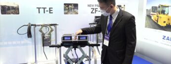 [鉄道技術展 2021] バッテリータイタンパ ZF-1型 - 伊岳商事株式会社