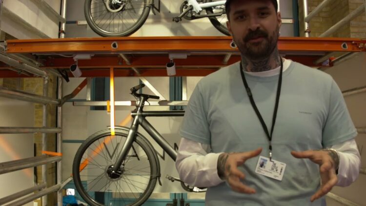 cycle-show-2022-vanmoof-s3-x3-